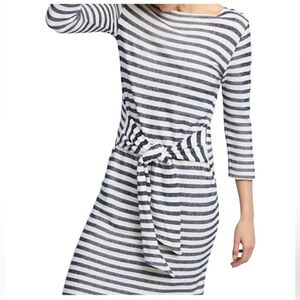 ⭐️Anthropologie t. la,Becky Navy
White,Striped Knit Tie-Front Dress
Size Medium